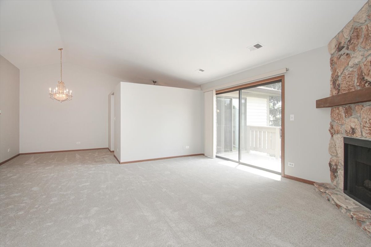 1611 W Partridge Court Unit: 8
