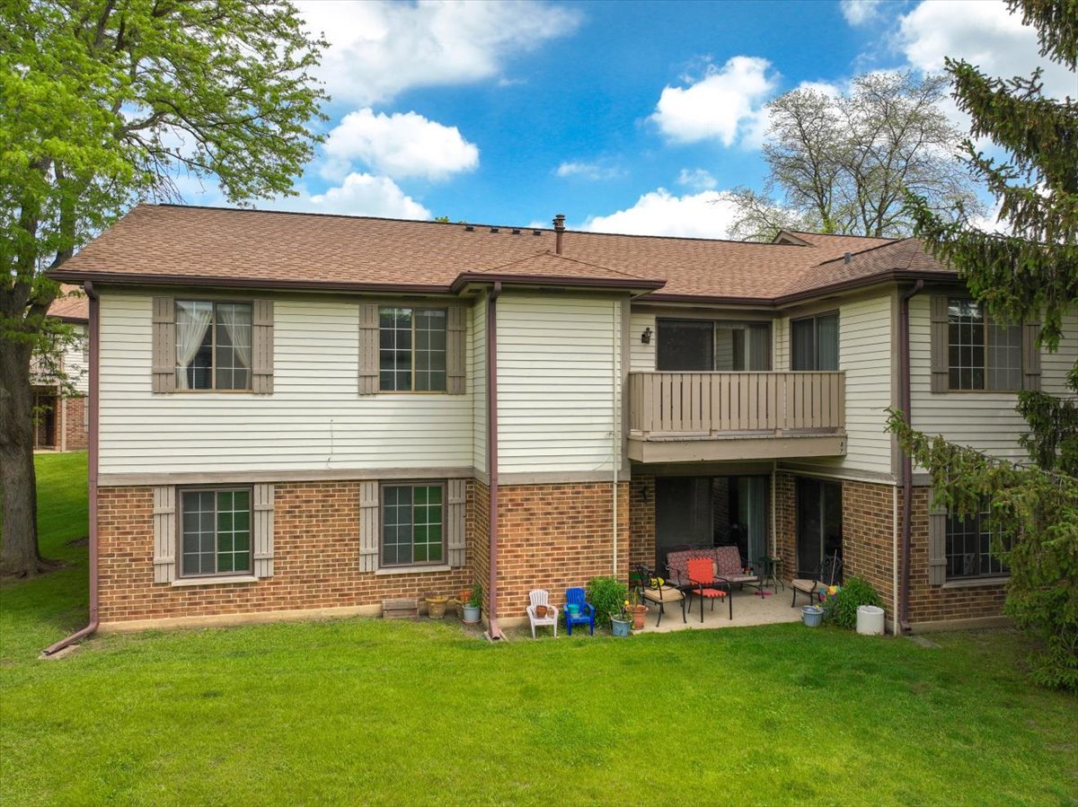 1611 W Partridge Court Unit: 8