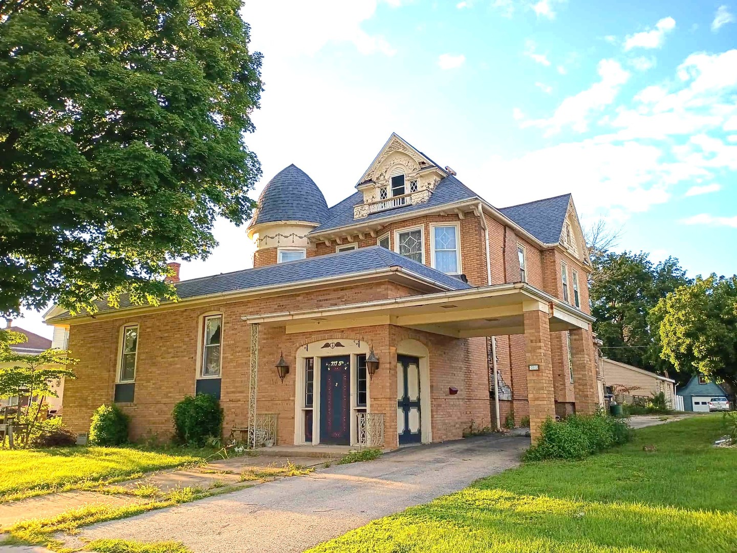 717 5th Street