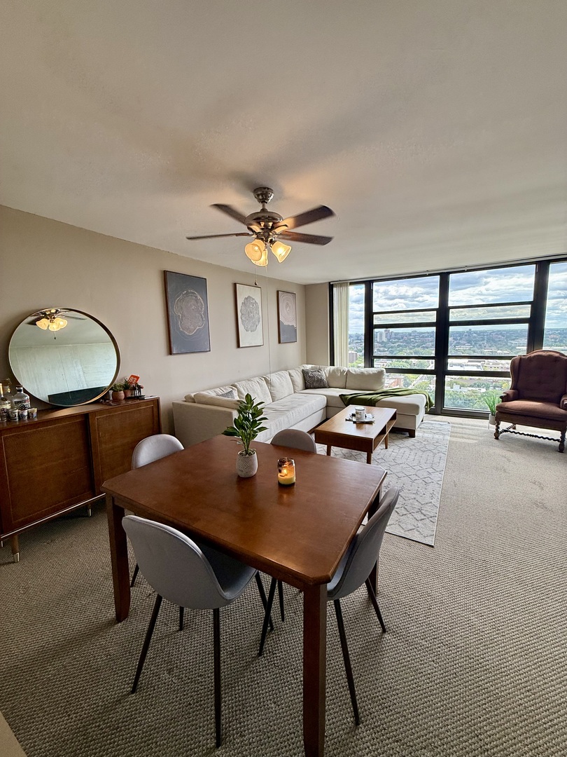 3001 S Michigan Avenue Unit: 2104