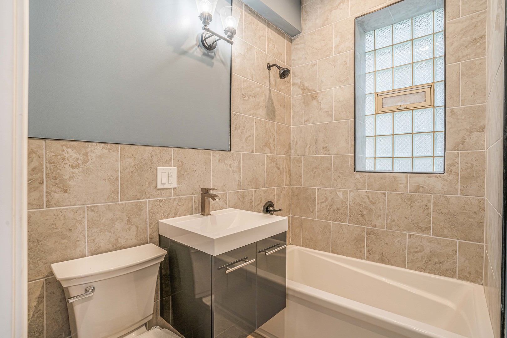 3736 W Cermak Road