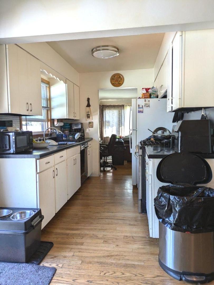 21W230 Pershing Avenue