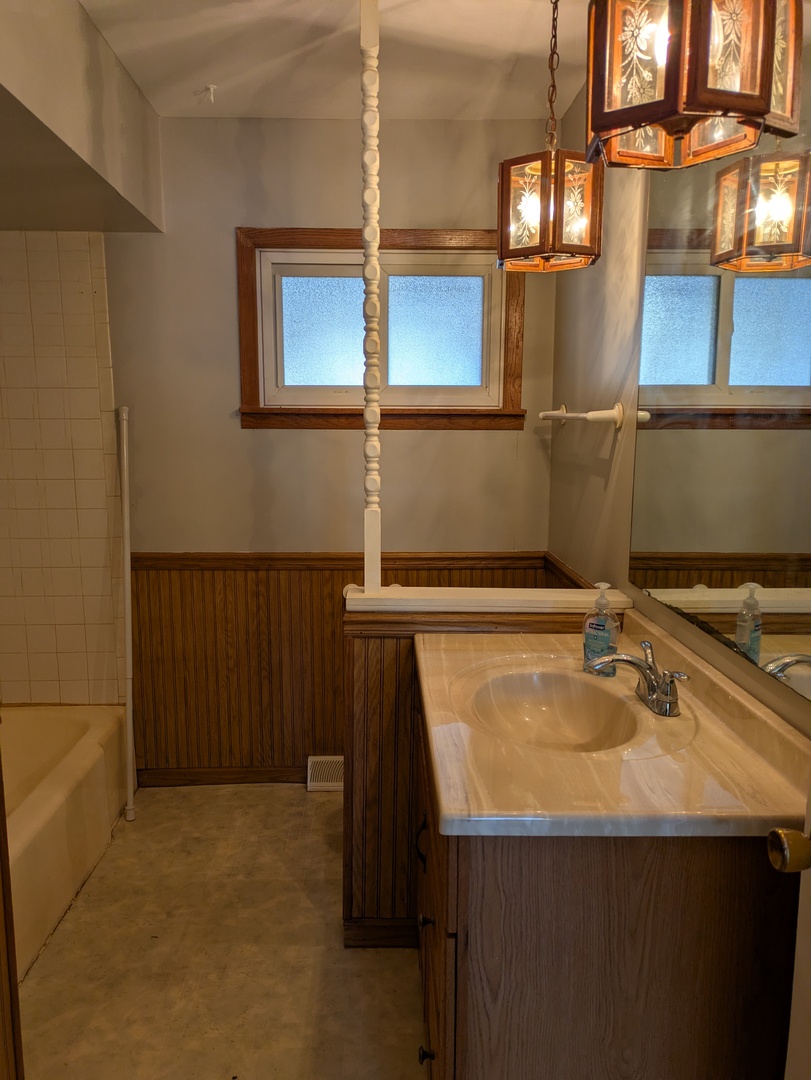 21W230 Pershing Avenue