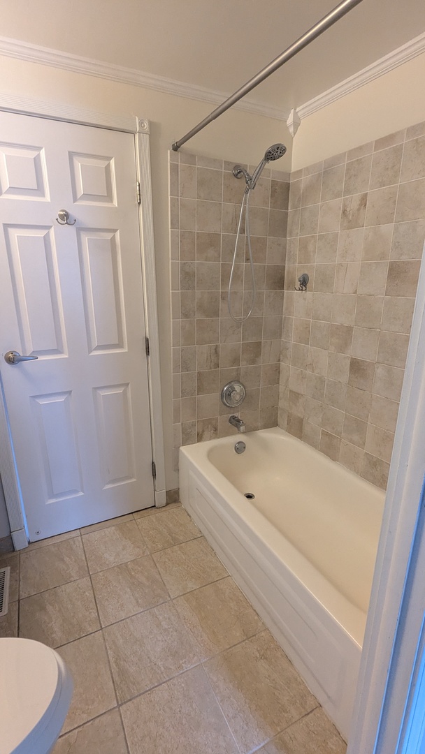 2233 Flower Court Unit: 2233