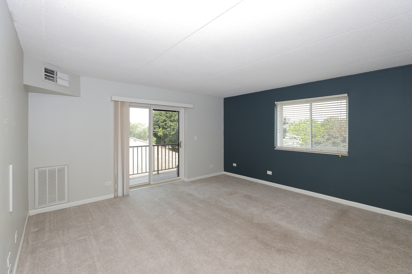 1 Bloomingdale Place Unit: 301