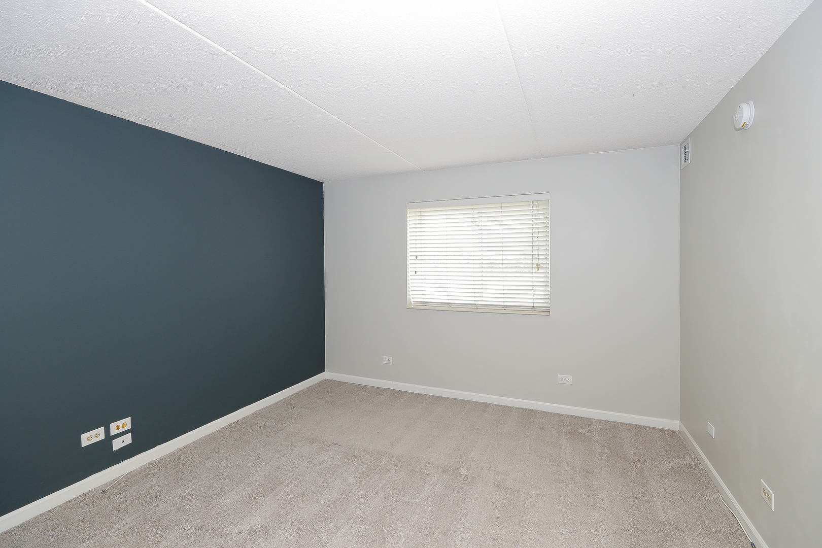 1 Bloomingdale Place Unit: 301