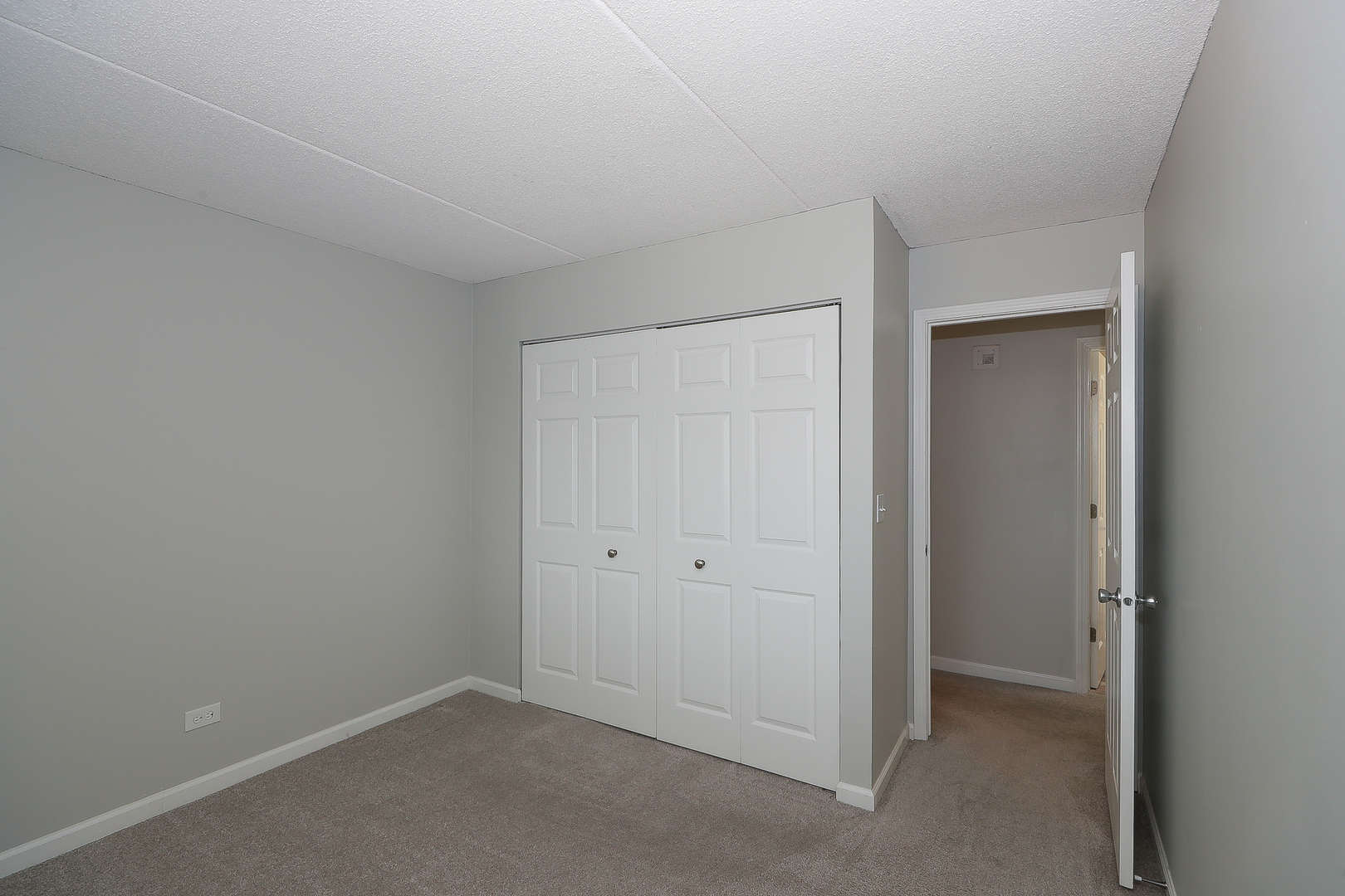1 Bloomingdale Place Unit: 301