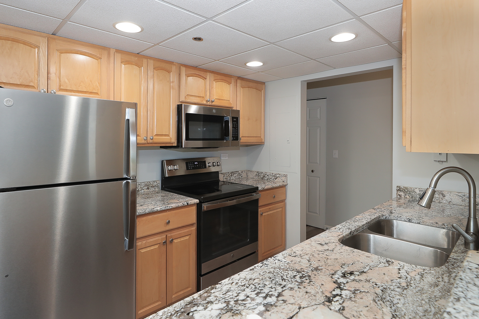1 Bloomingdale Place Unit: 301