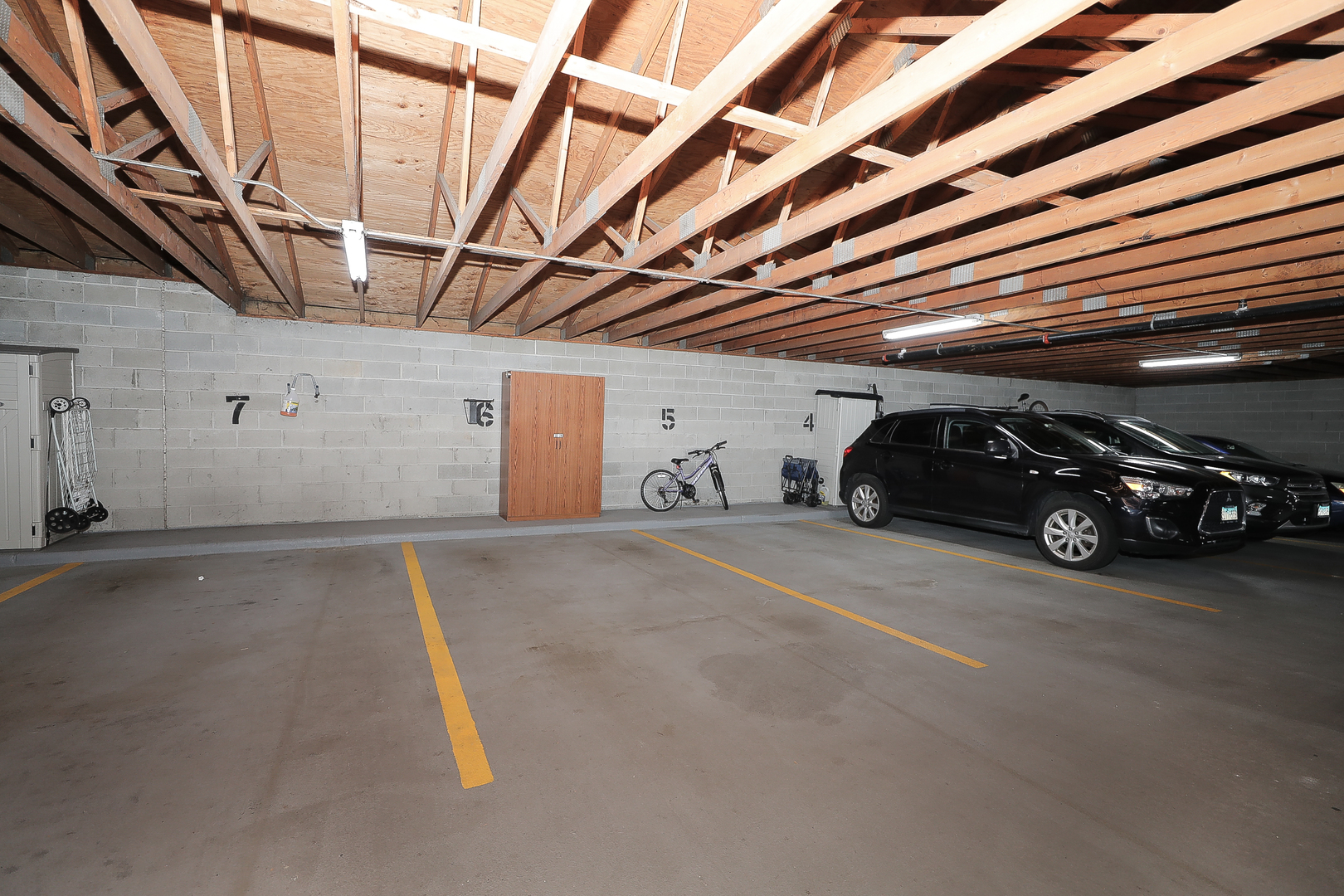 1 Bloomingdale Place Unit: 301