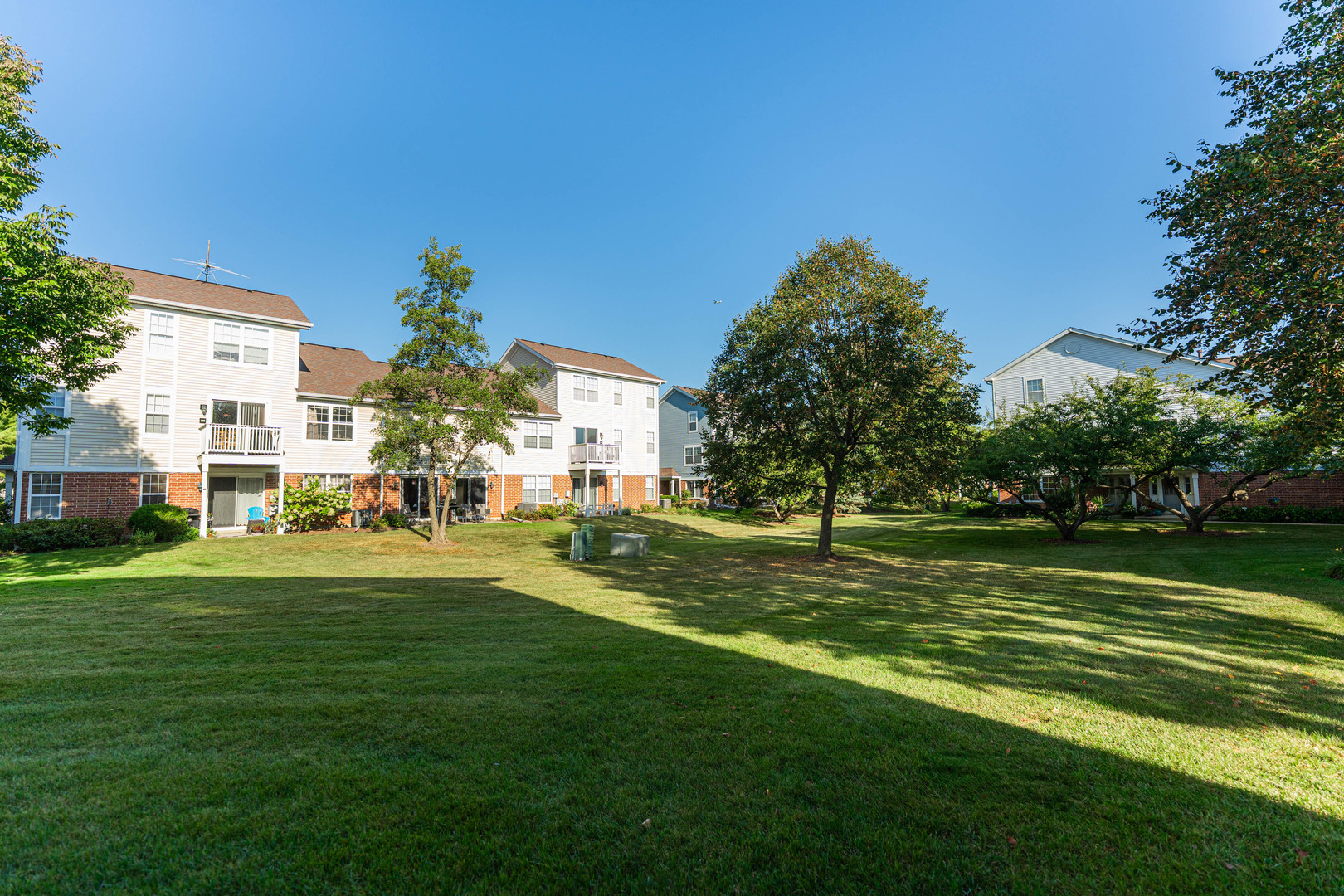 1460 Winfield Way Unit: 1460