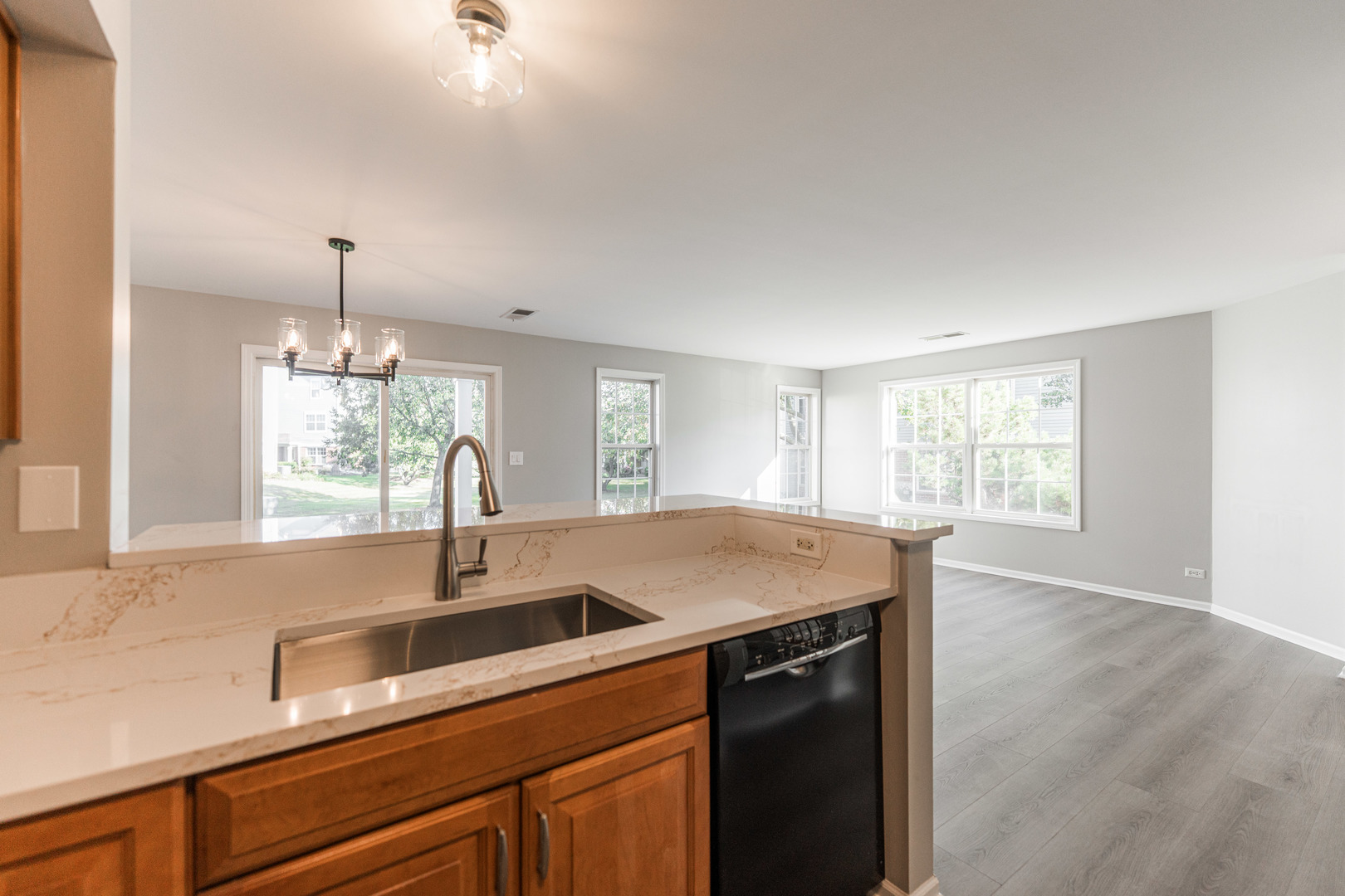 1460 Winfield Way Unit: 1460