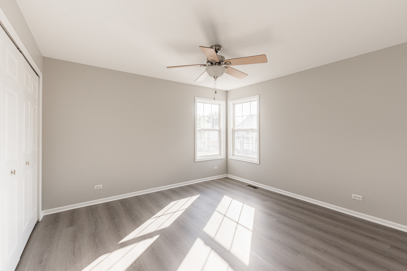 1460 Winfield Way Unit: 1460