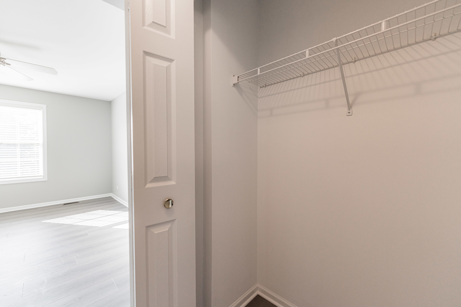 1460 Winfield Way Unit: 1460