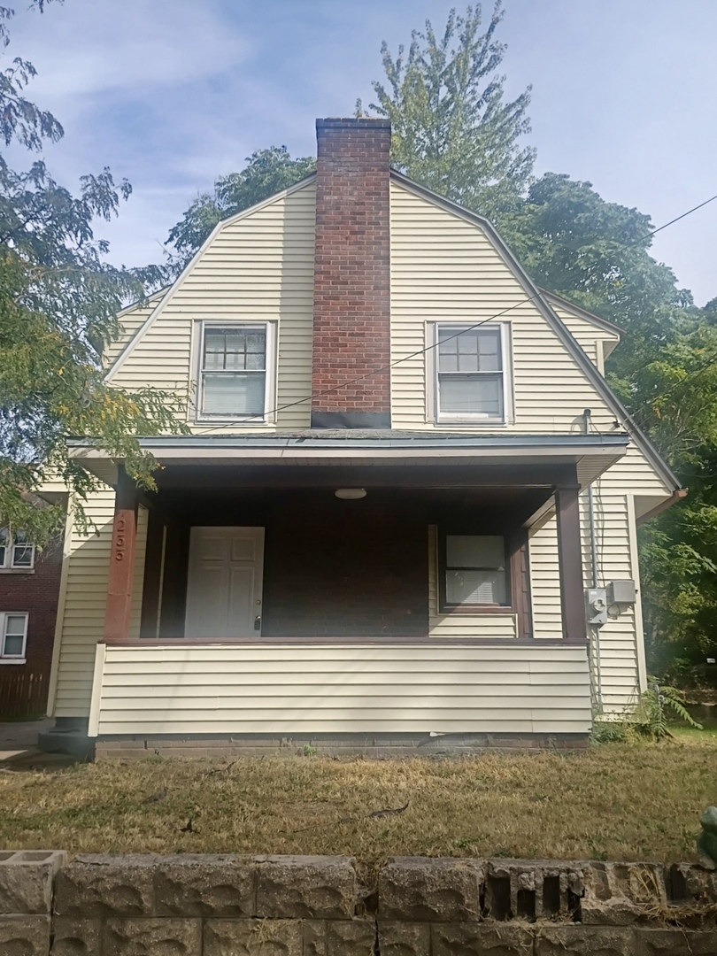 233 Oakwood Avenue