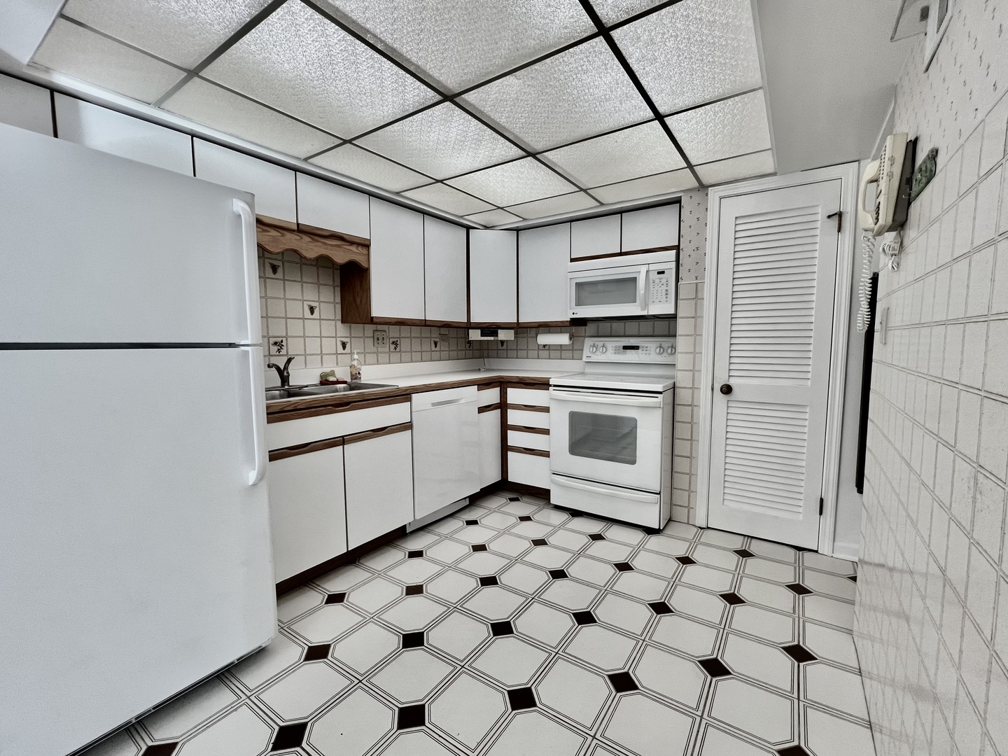 4116 W 99th Street Unit: 1A