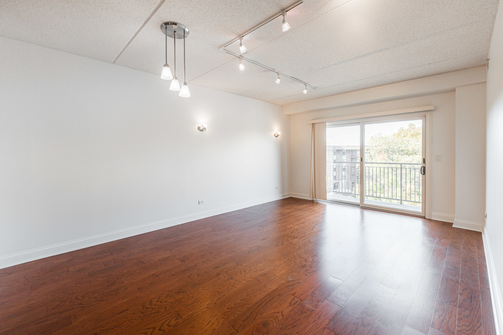 125 Lakeview Avenue Unit: 506