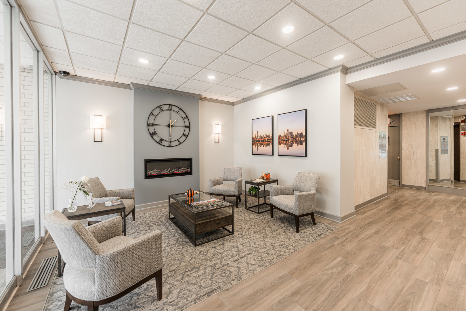 141 N La Grange Road Unit: 601