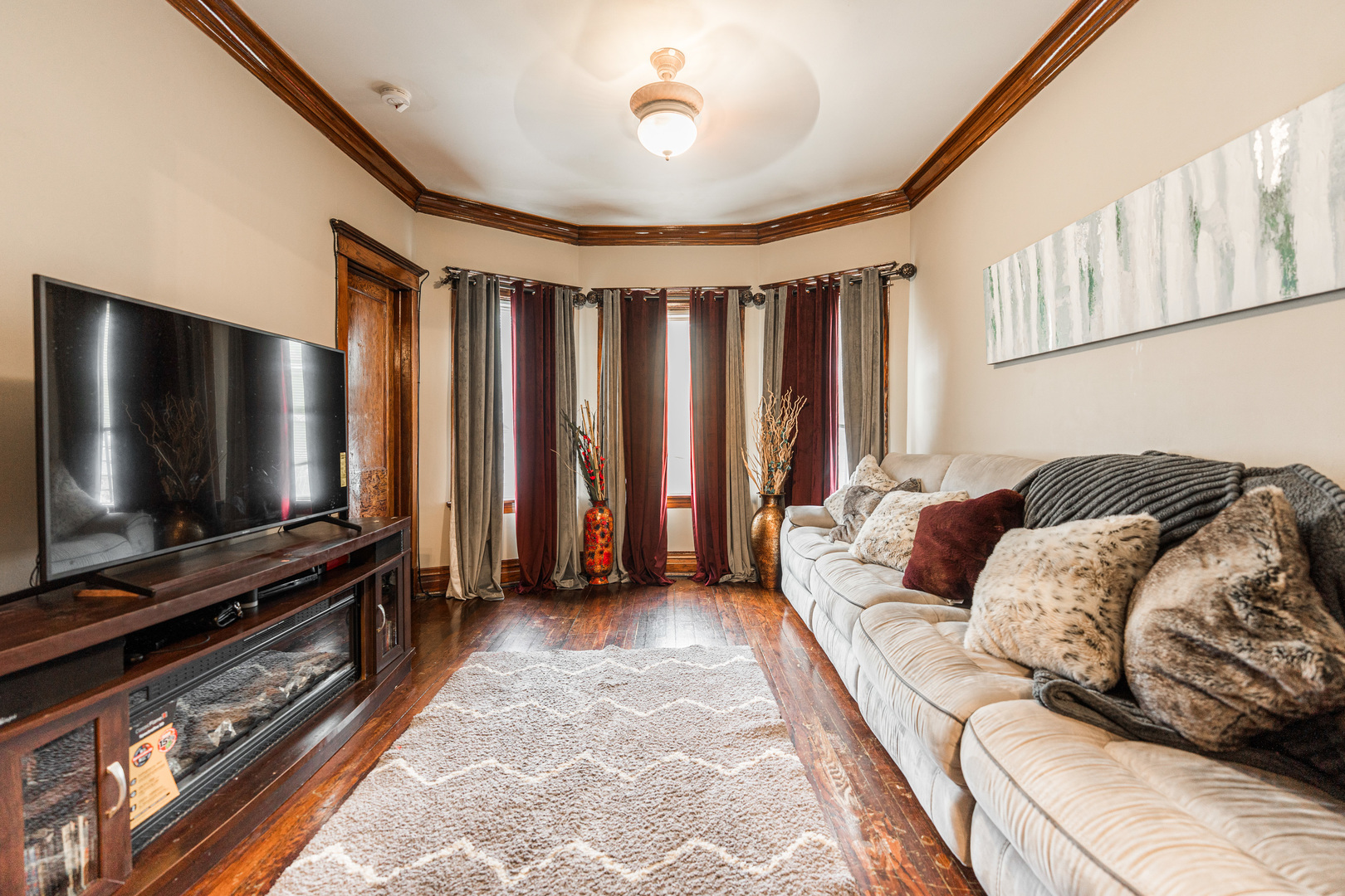 5415 W Augusta Boulevard