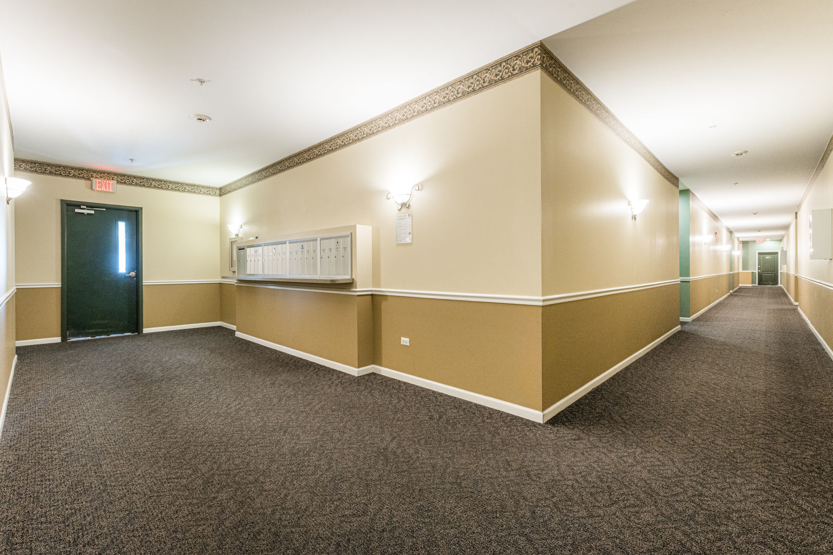 1251 W LAKE Street Unit: 103