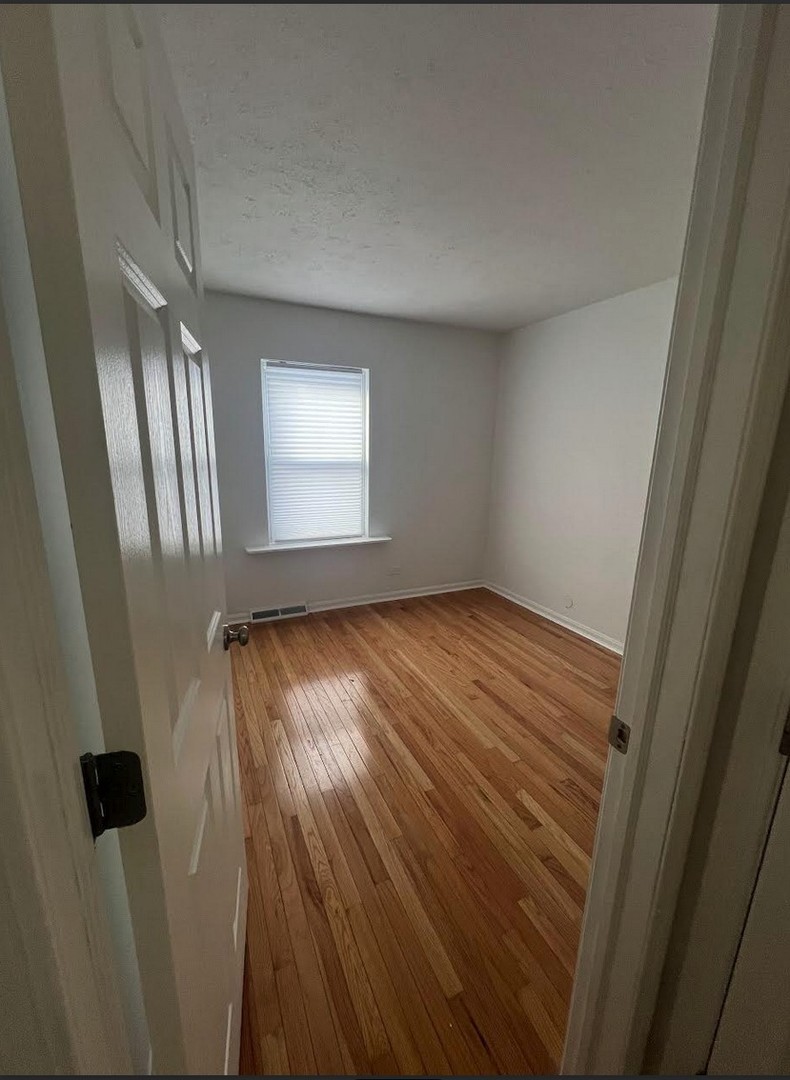 20564 N Elizabeth Avenue