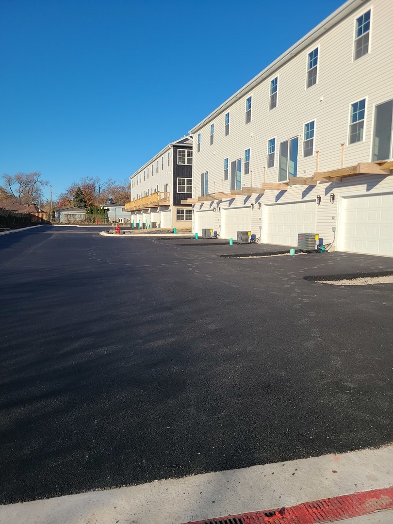 214 N Walnut Street Unit: E