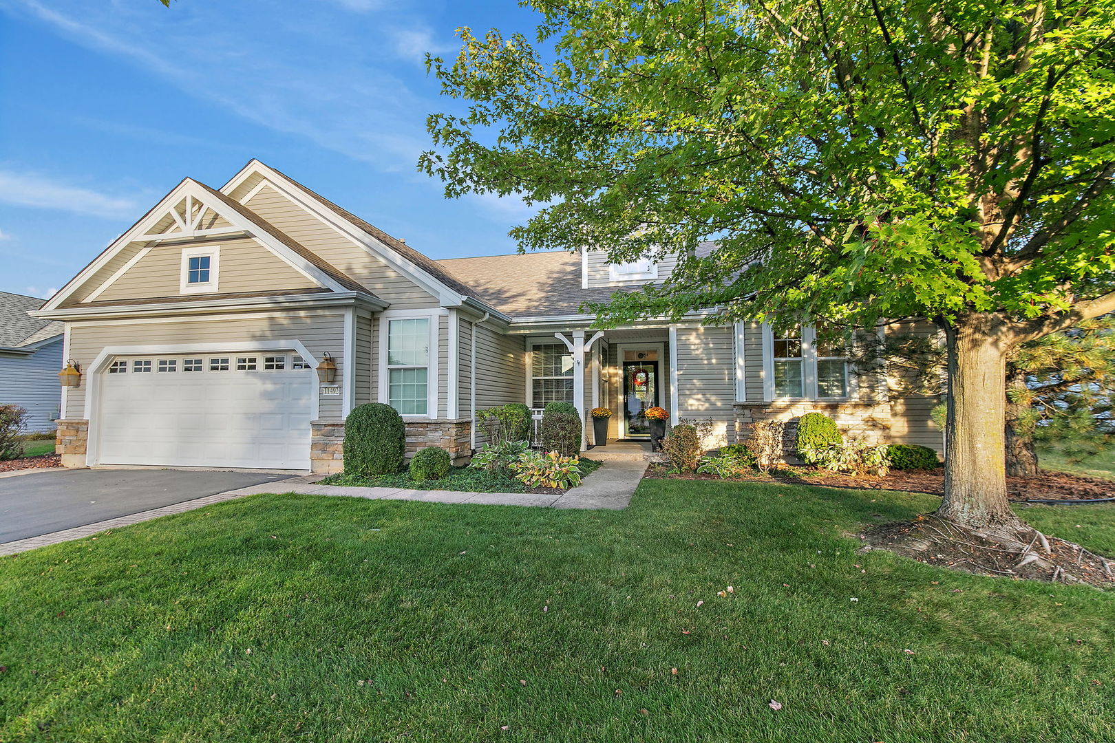 11492 Stonewater Crossing