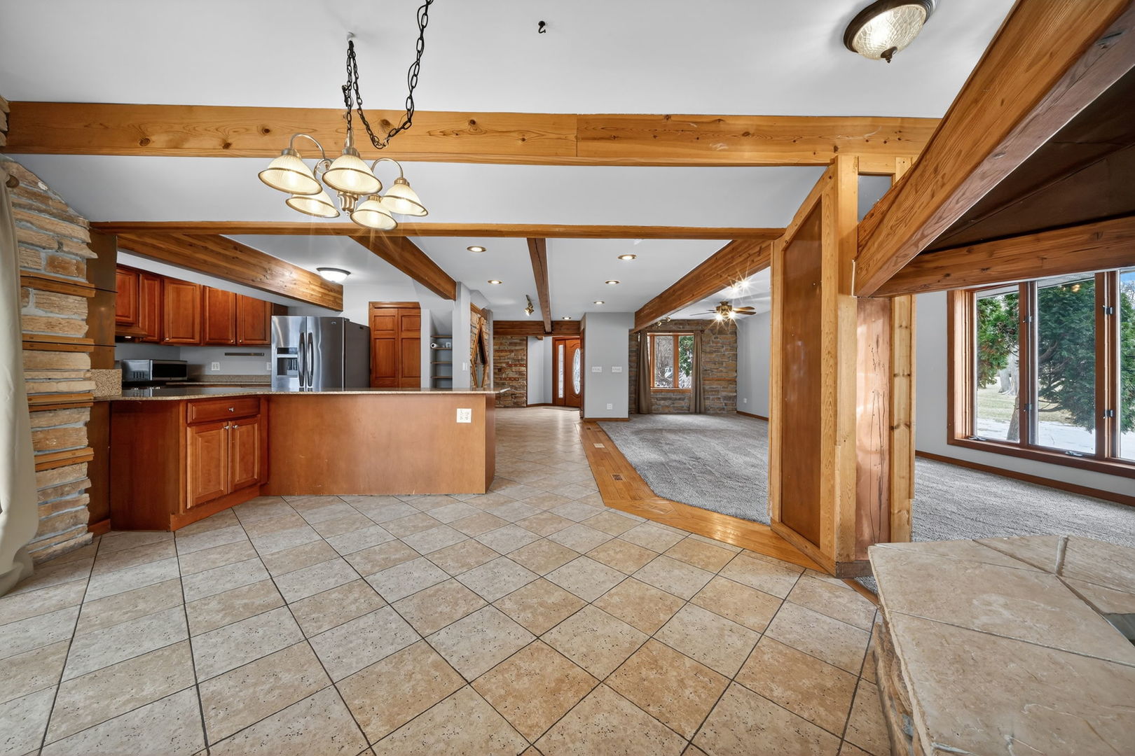 6N263 River Drive