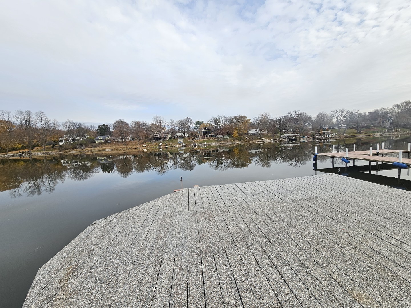 6N263 River Drive