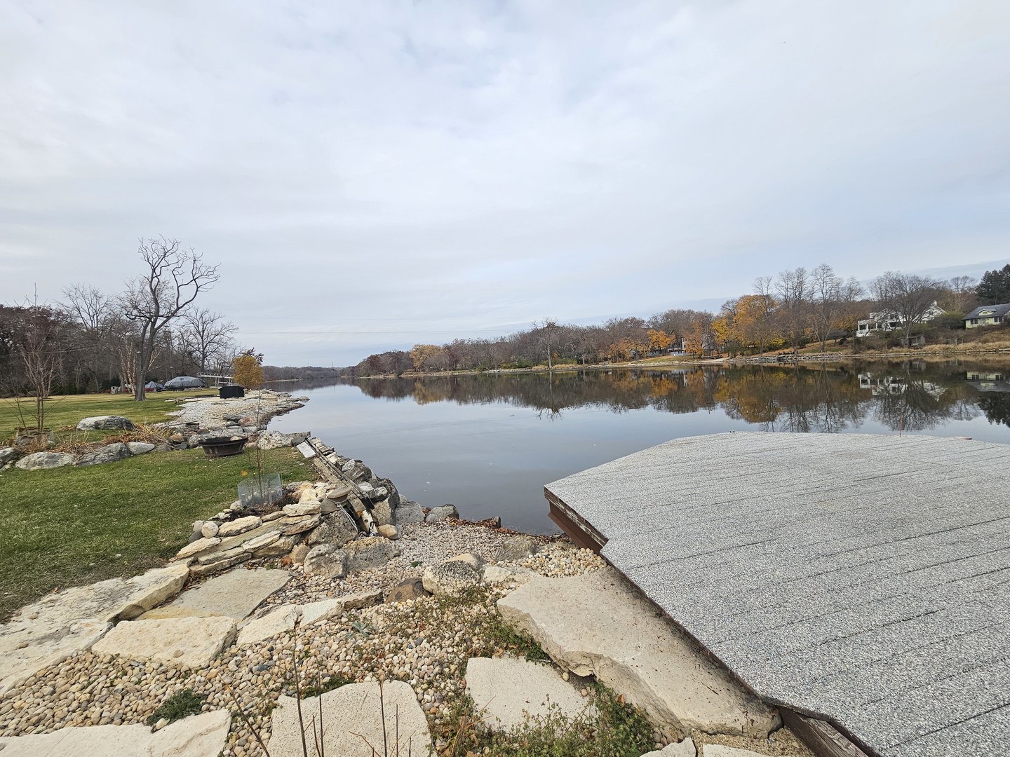 6N263 River Drive
