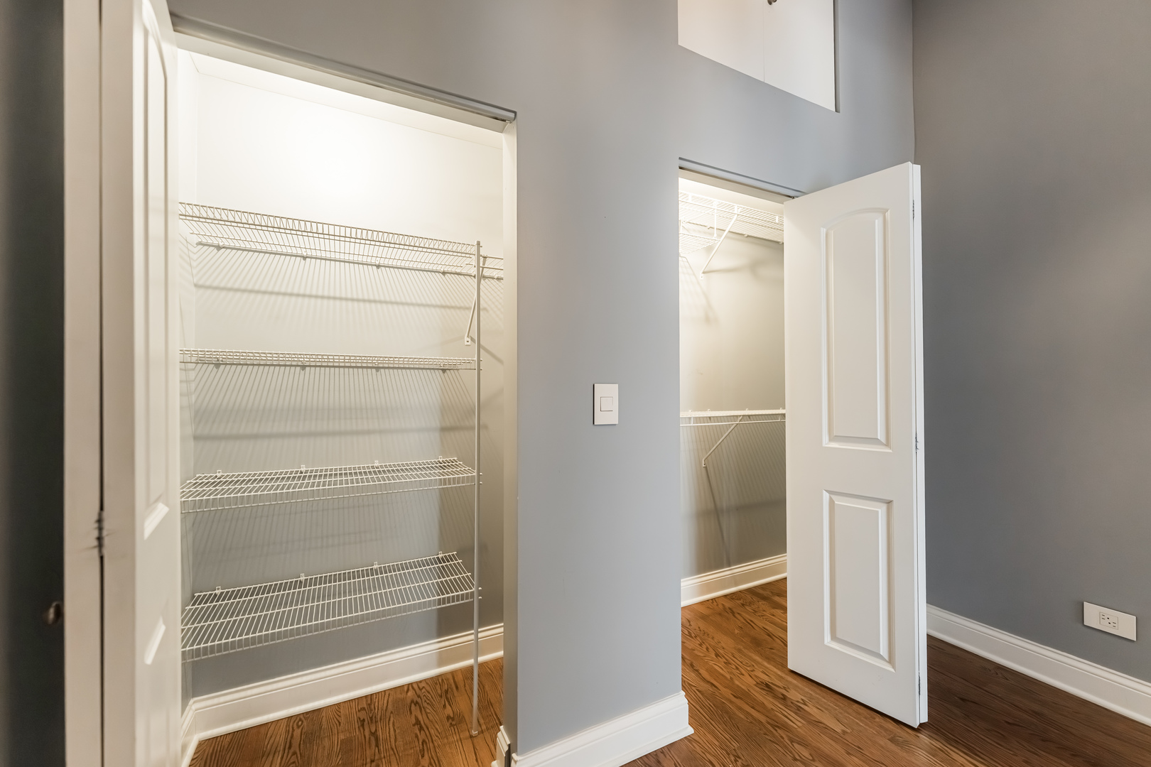 1000 W ADAMS Street Unit: 703