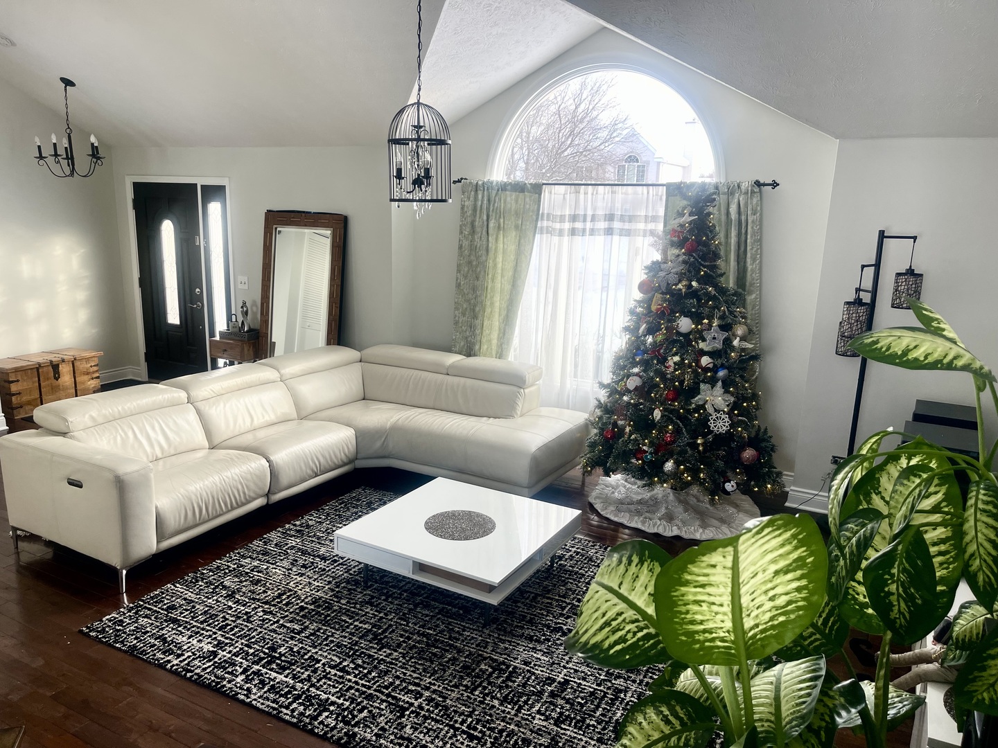 24914 W Illini Drive