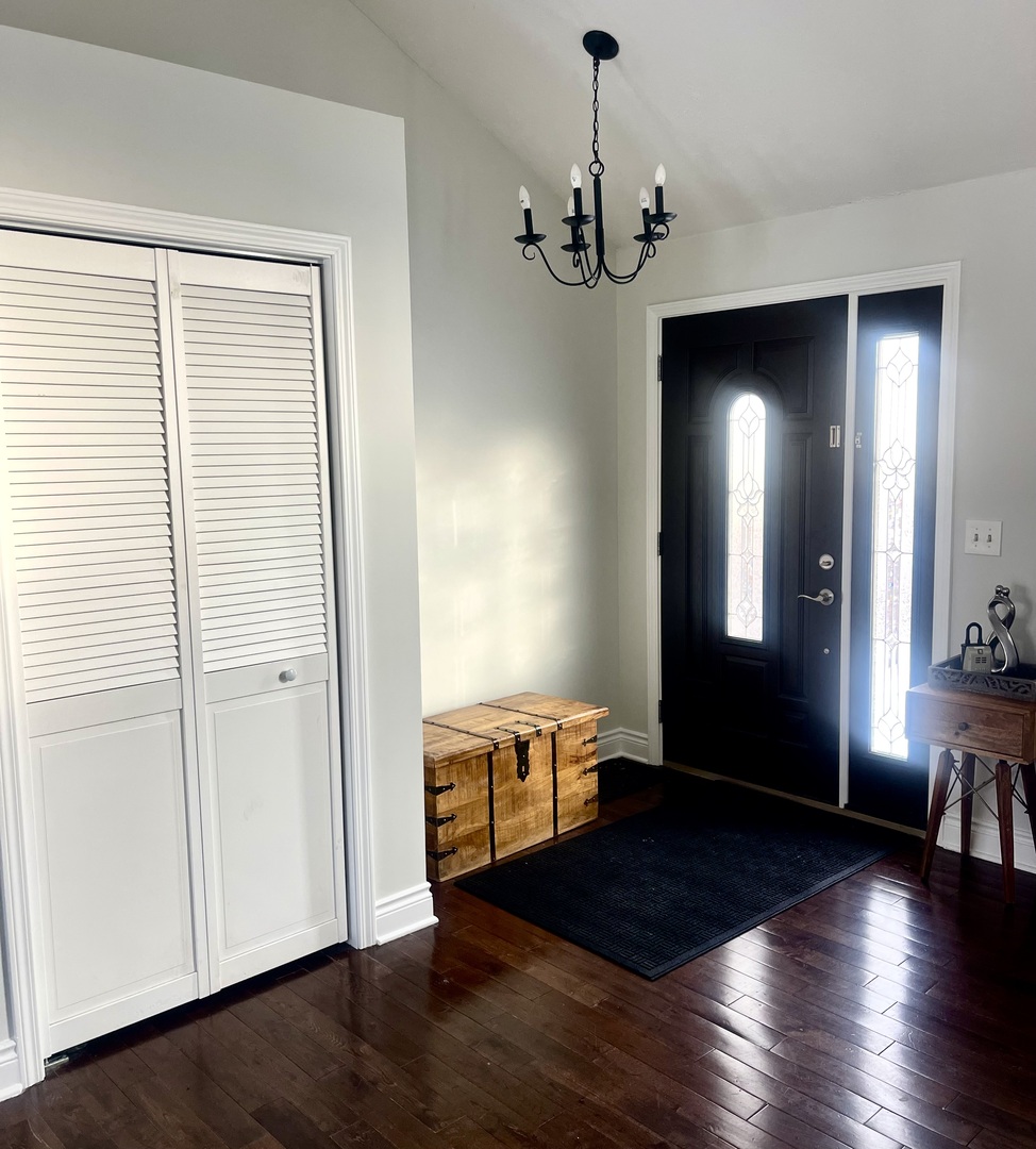 24914 W Illini Drive