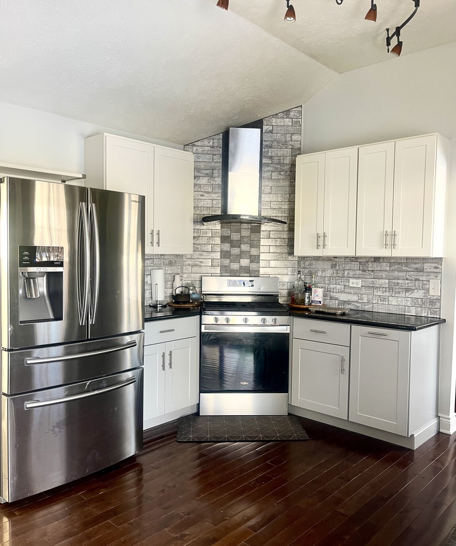 24914 W Illini Drive