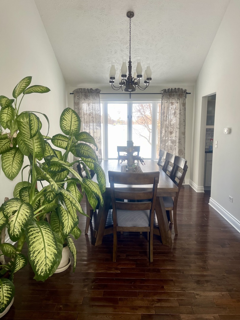 24914 W Illini Drive