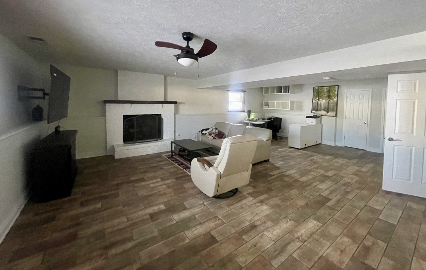 24914 W Illini Drive