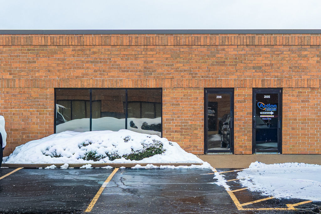 30W260 Butterfield Road Unit: 206