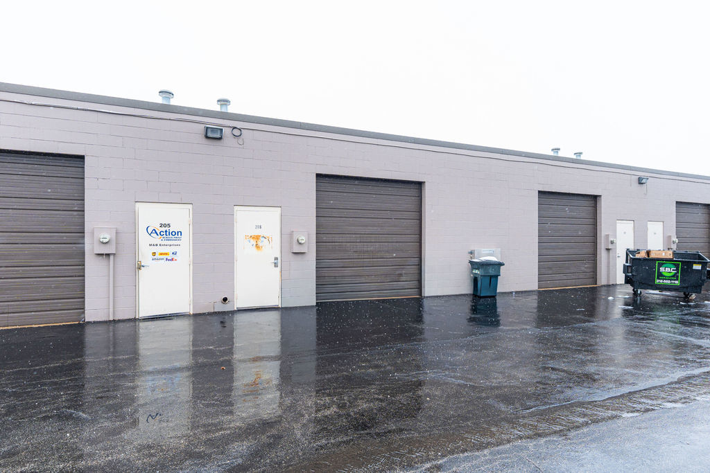 30W260 Butterfield Road Unit: 206