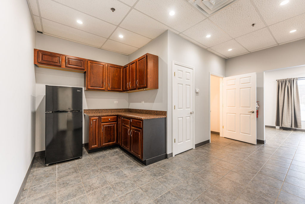 30W260 Butterfield Road Unit: 206