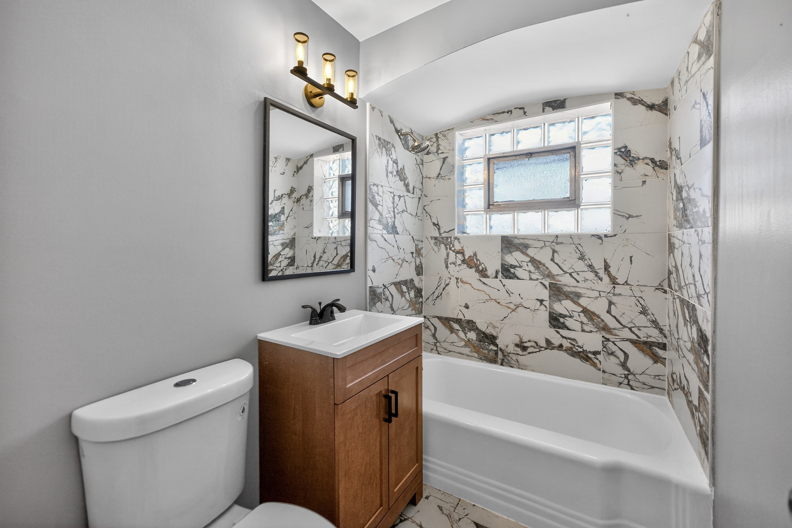 8155 S Wabash Avenue