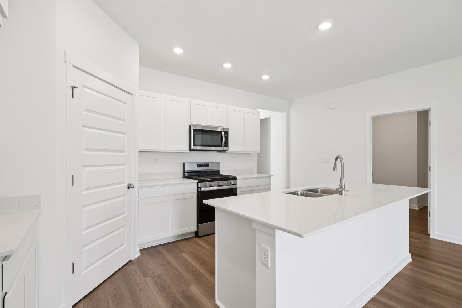 14708 S Azalia Circle