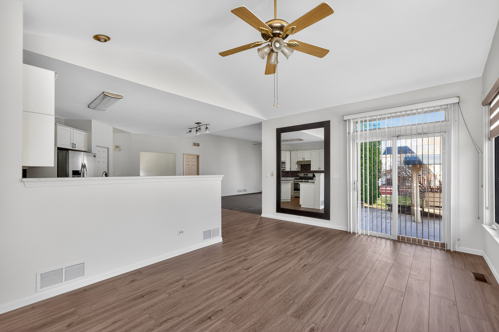 1445 SOMERFIELD Drive