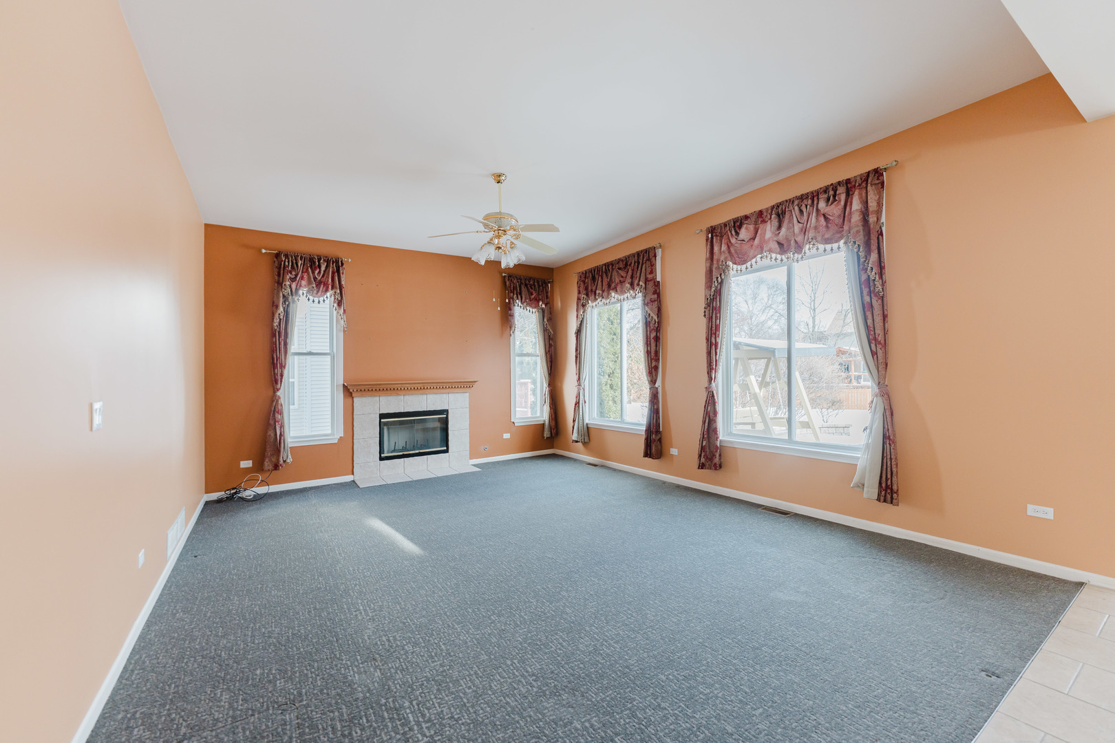 1445 SOMERFIELD Drive