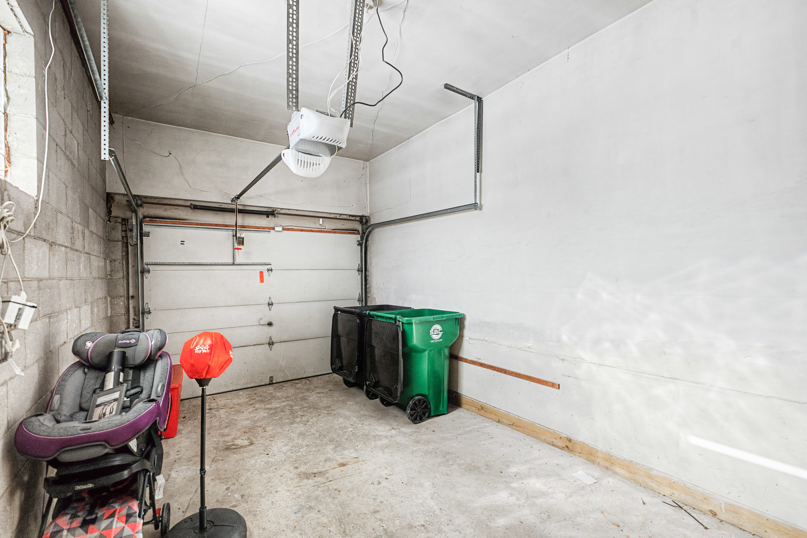 2155 Hull Avenue Unit: 0