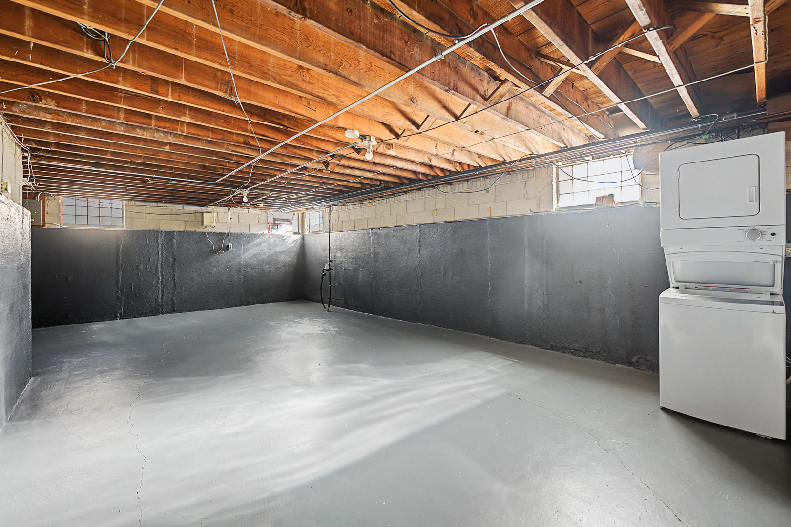 2155 Hull Avenue Unit: 0