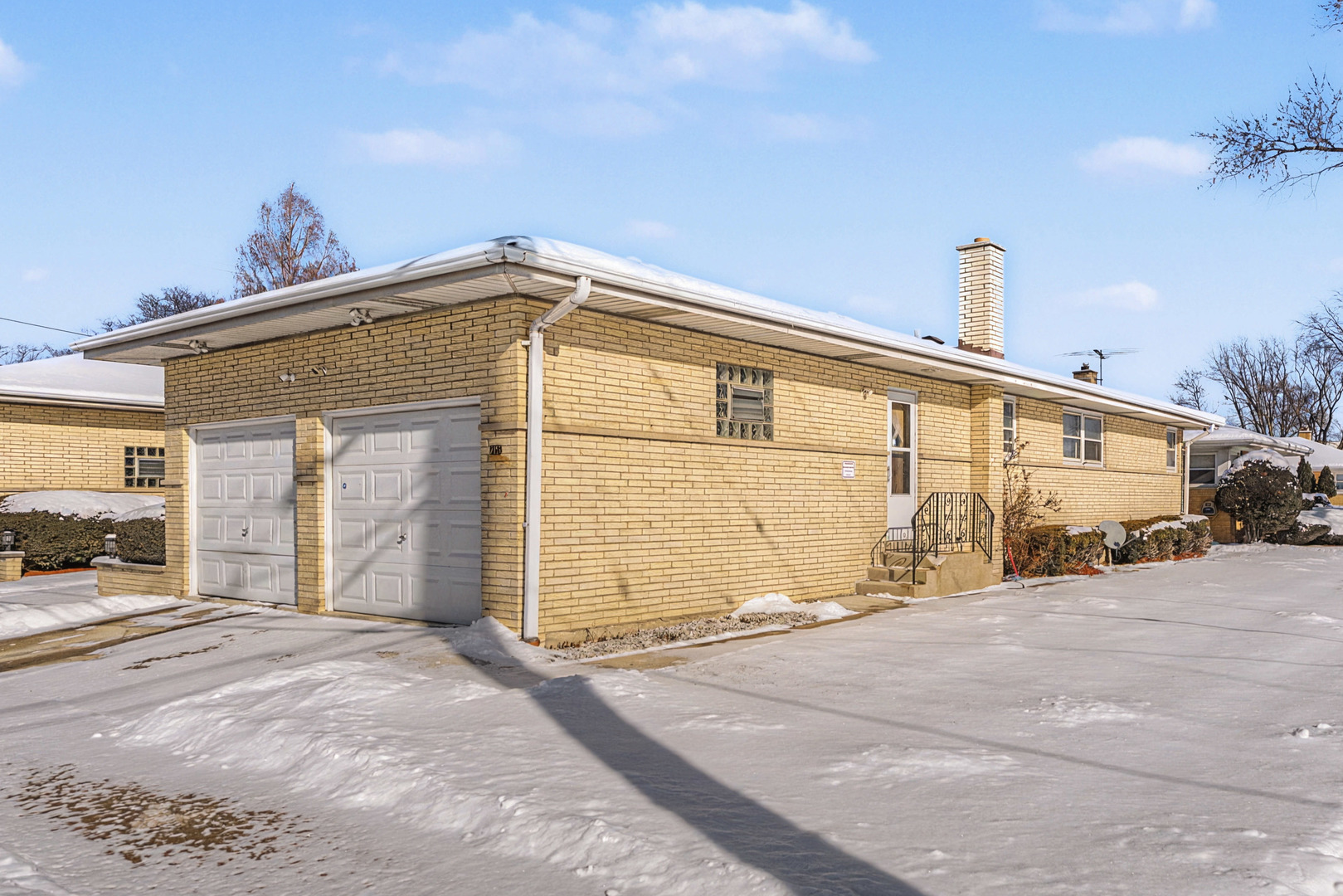 2155 Hull Avenue Unit: 0