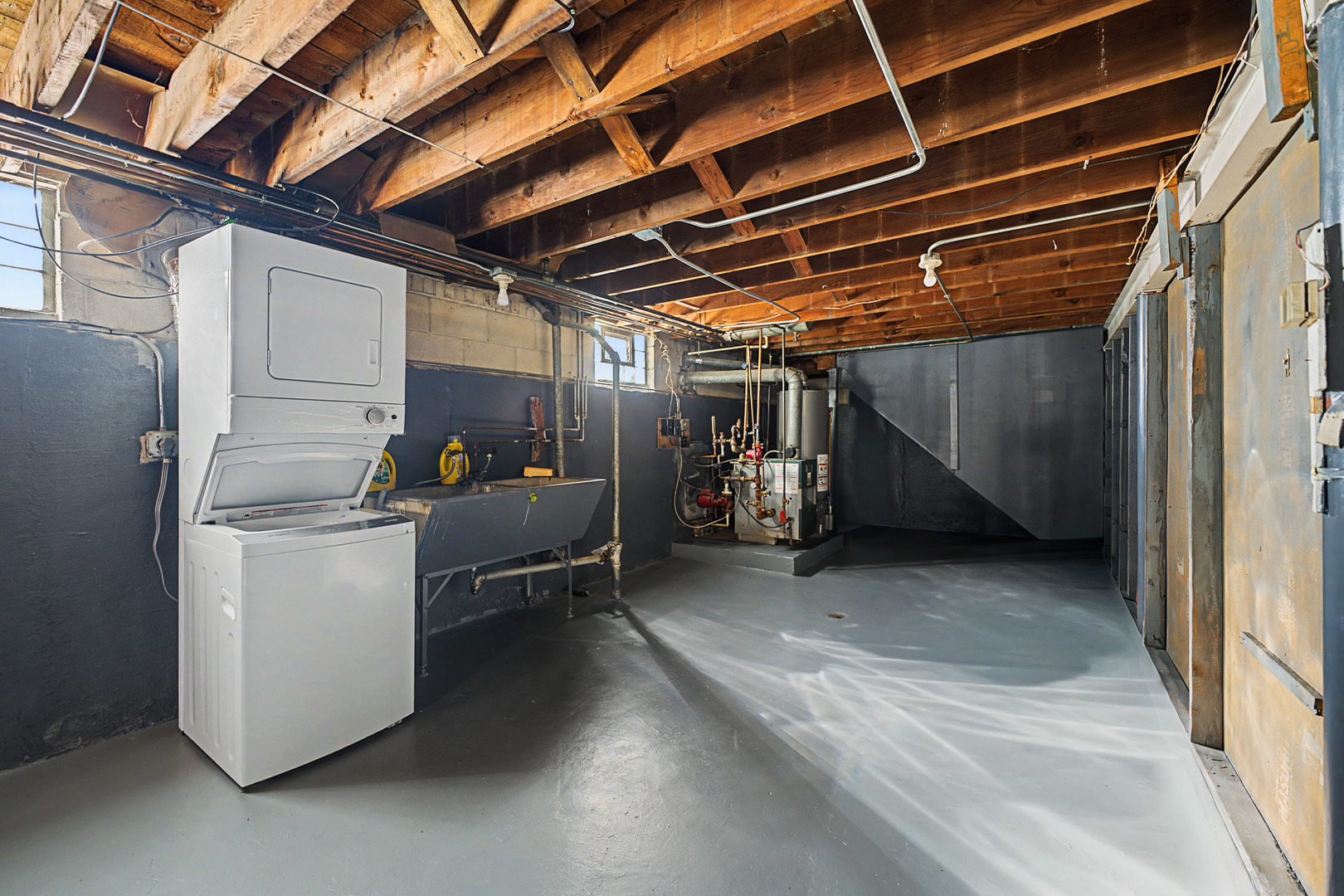 2155 Hull Avenue Unit: 0