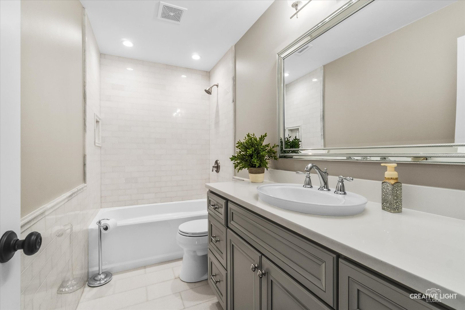 6N770 Splitrail Lane