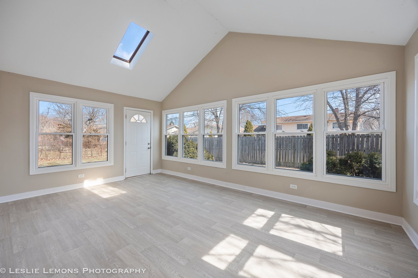 1053 S Finley Road