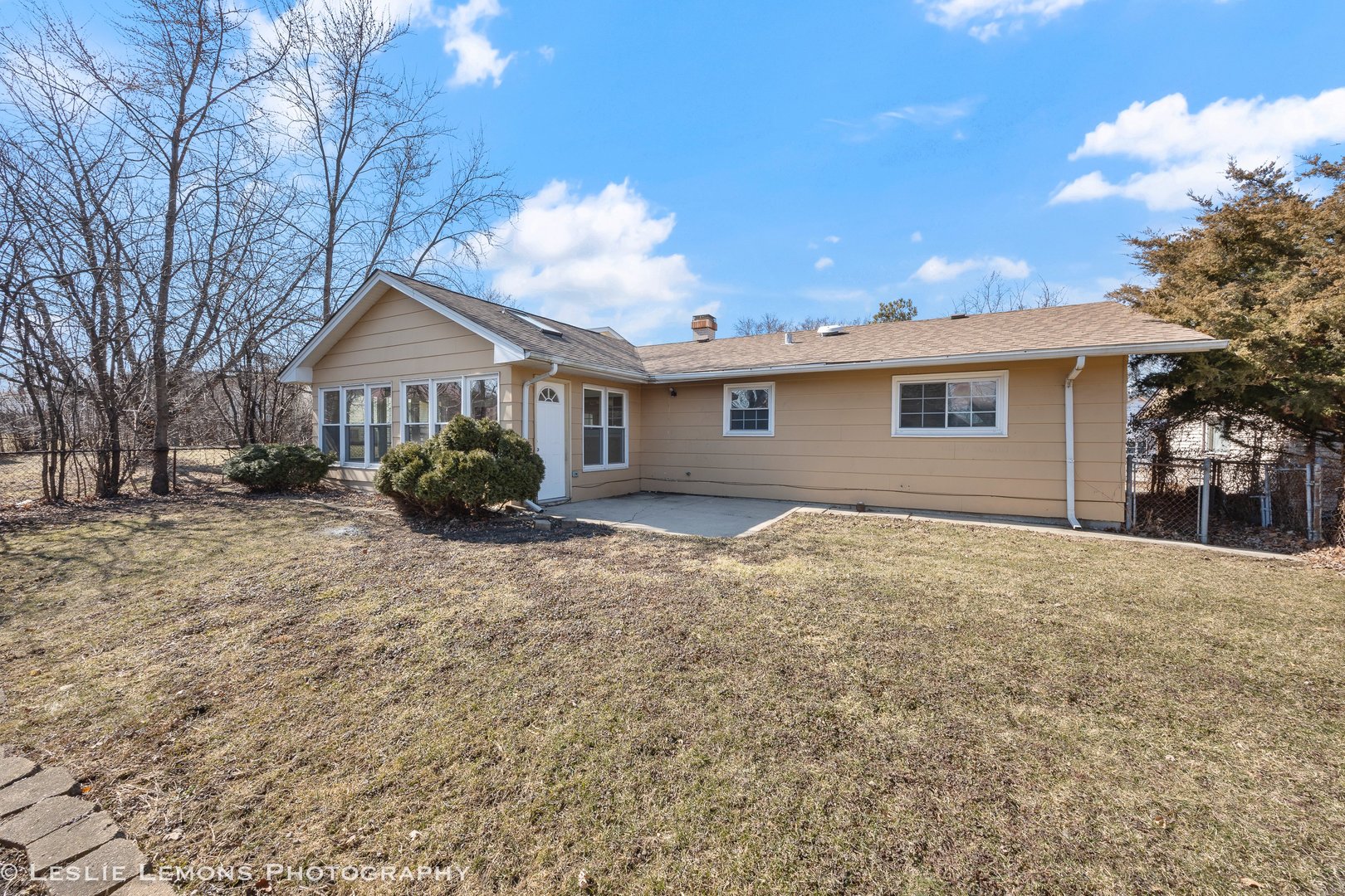 1053 S Finley Road