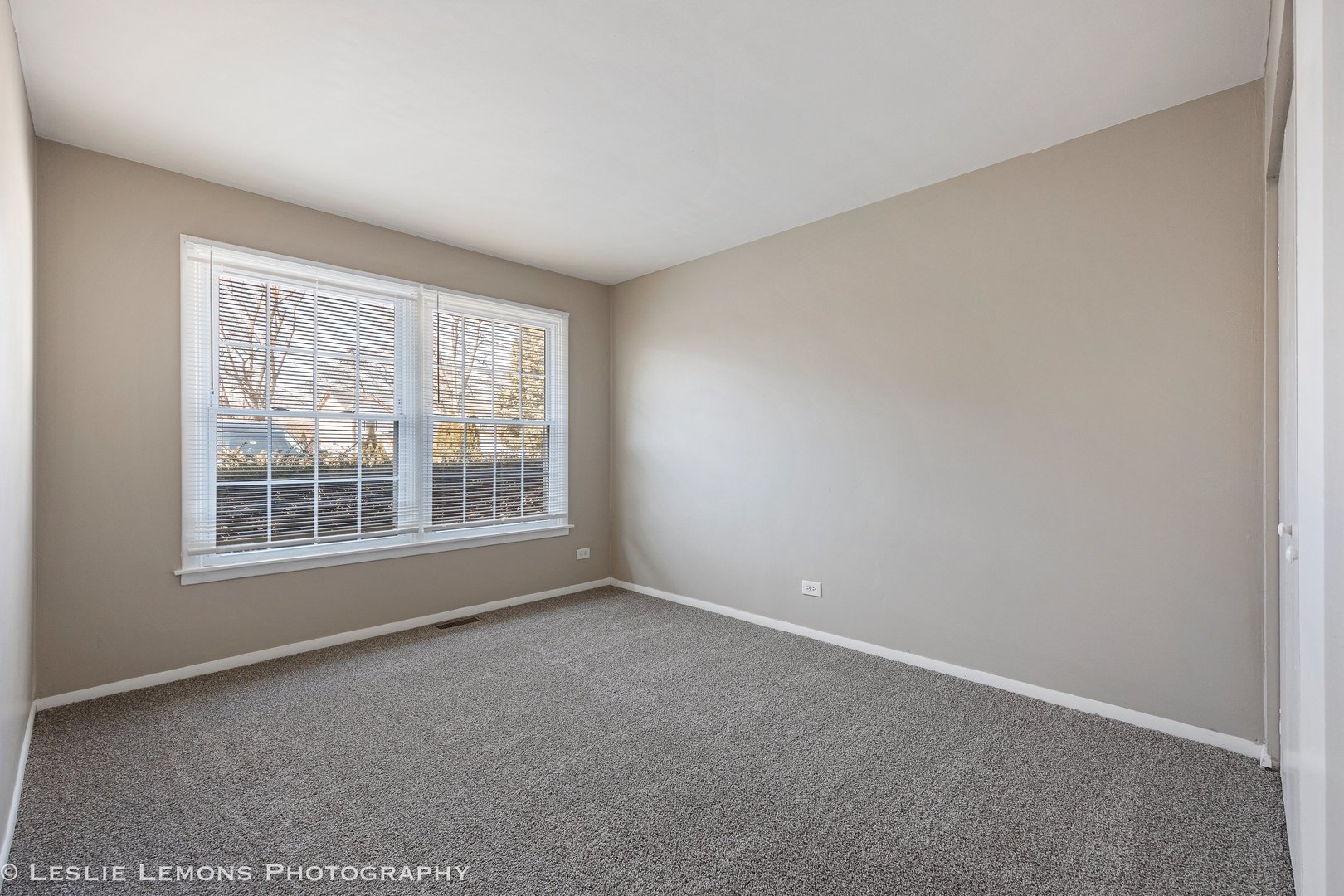 1053 S Finley Road